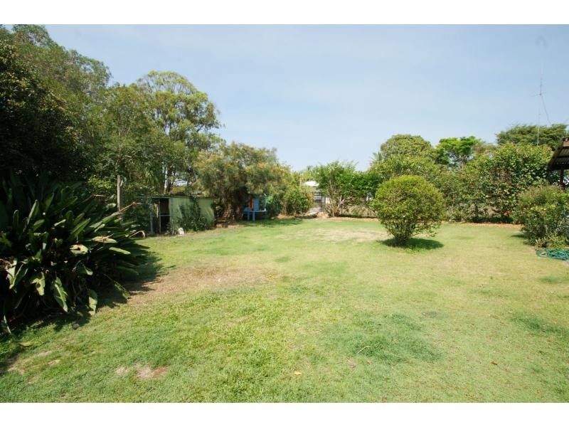 8 Nielsen Street, Norville QLD 4670