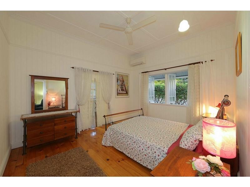 25 Lamb Street, Walkervale QLD 4670