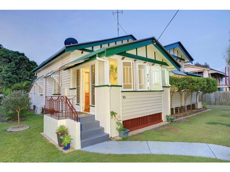 25 Lamb Street, Walkervale QLD 4670