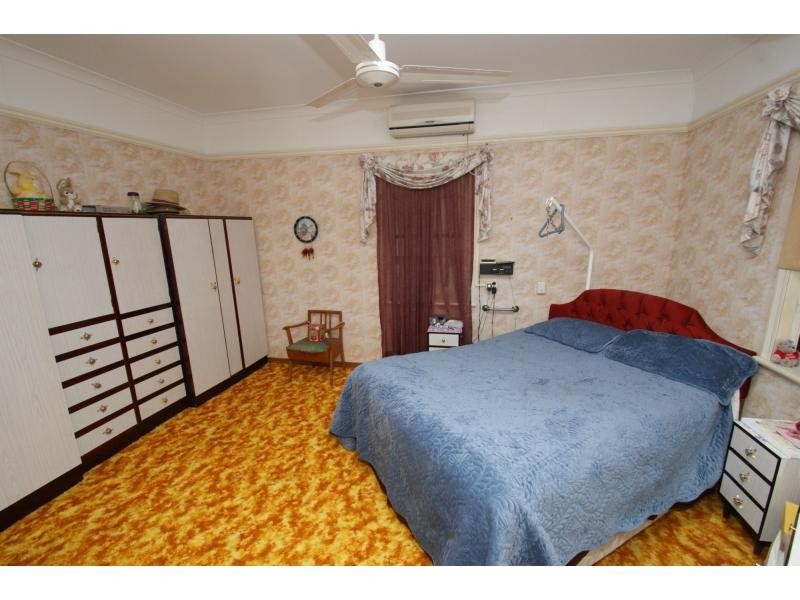33 Shelley Street, Burnett Heads QLD 4670