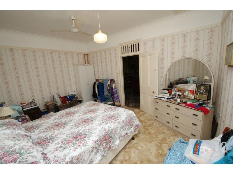 33 Shelley Street, Burnett Heads QLD 4670