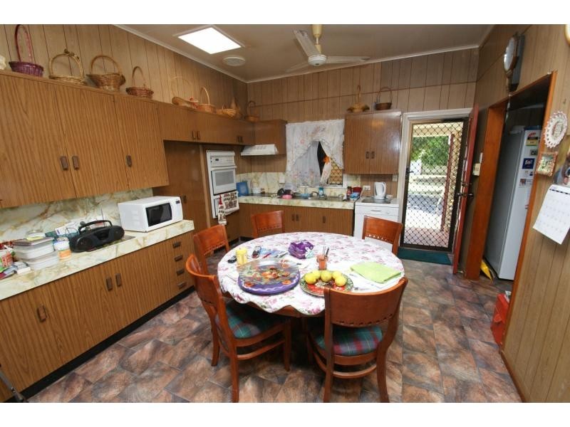33 Shelley Street, Burnett Heads QLD 4670