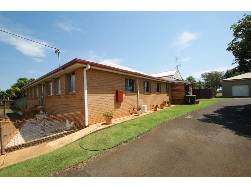 33 Shelley Street, Burnett Heads QLD 4670