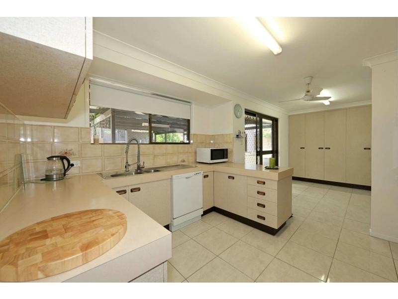 10 Parkvue Drive, Avoca QLD 4670
