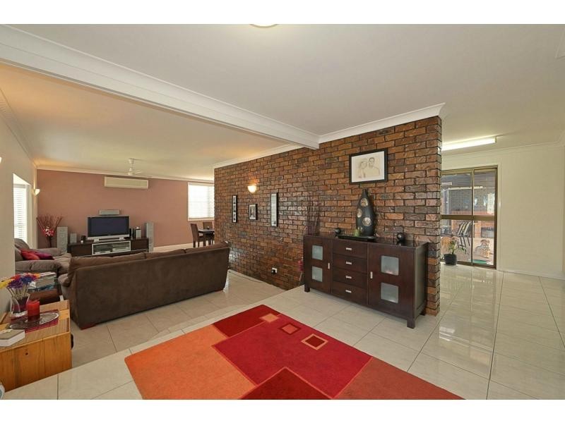 10 Parkvue Drive, Avoca QLD 4670