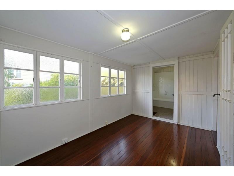 34 Water Street, Bundaberg South QLD 4670