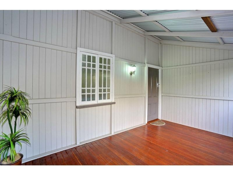 34 Water Street, Bundaberg South QLD 4670