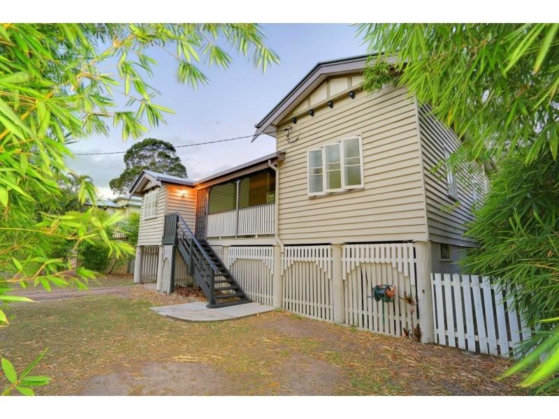 34 Water Street, Bundaberg South QLD 4670