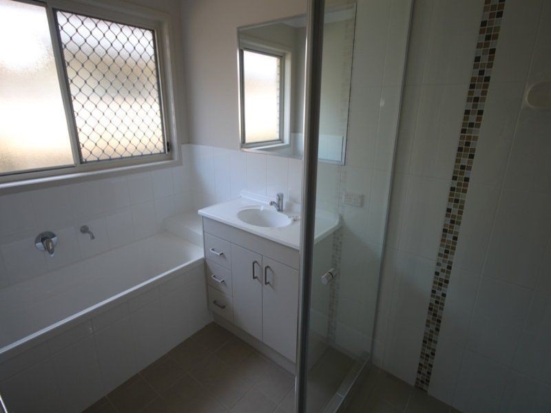 13 Jones Street, Rothwell QLD 4022