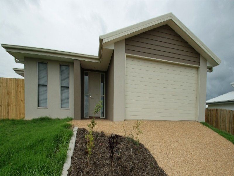 17 Darby Street, Branyan QLD 4670