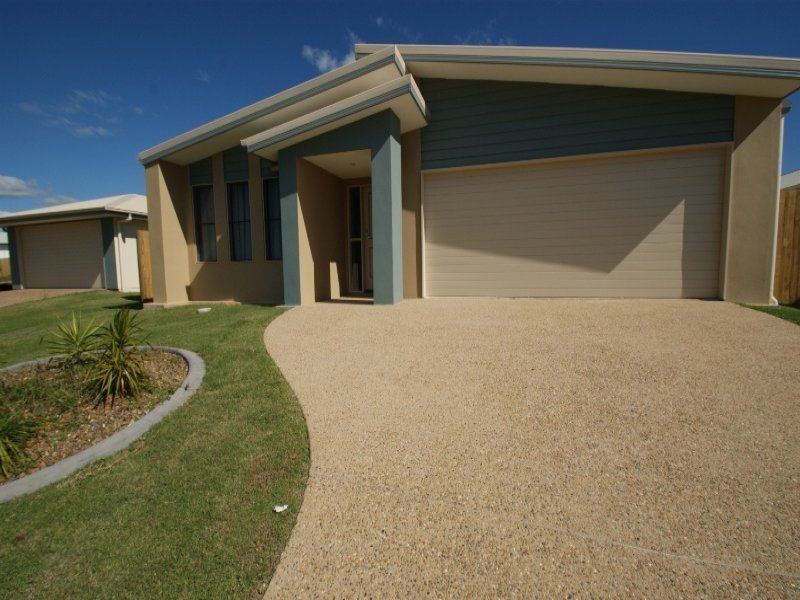 35 Neville Drive, Branyan QLD 4670