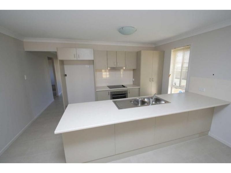 39 Dawson Avenue, Thabeban QLD 4670