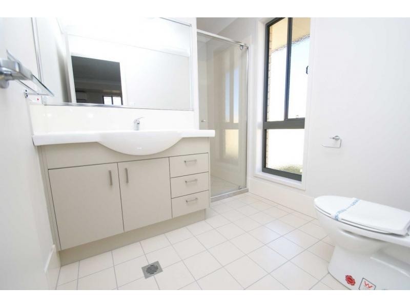 39 Dawson Avenue, Thabeban QLD 4670