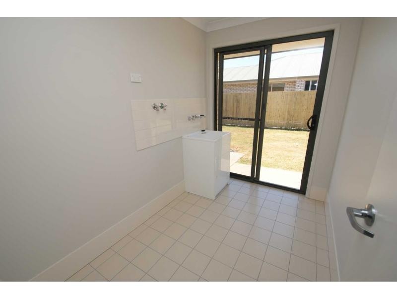39 Dawson Avenue, Thabeban QLD 4670