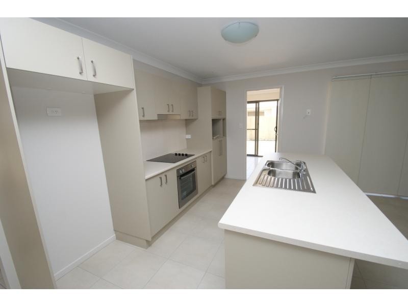 41 Dawson Avenue, Thabeban QLD 4670