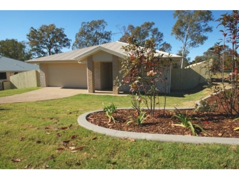 12 Green Avenue, Branyan QLD 4670
