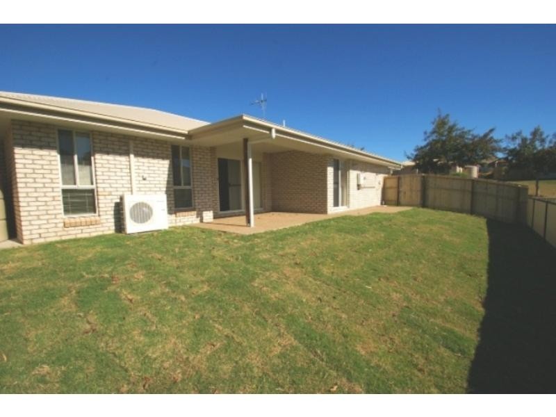 12 Green Avenue, Branyan QLD 4670