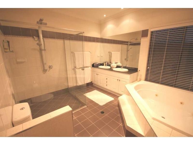 Bridgeman Downs QLD 4035