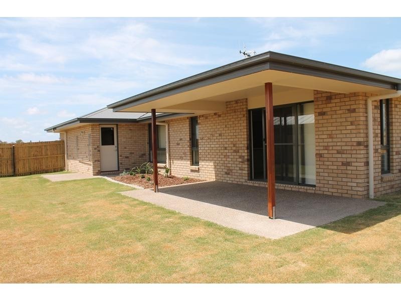 42 Clearview AVe, Thabeban QLD 4670