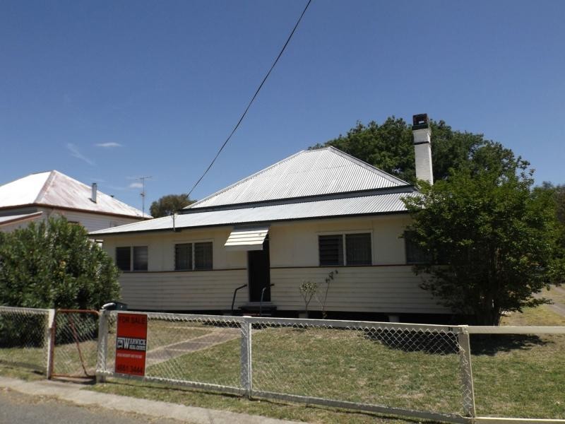 31 Acacia Avenue, Warwick QLD 4370