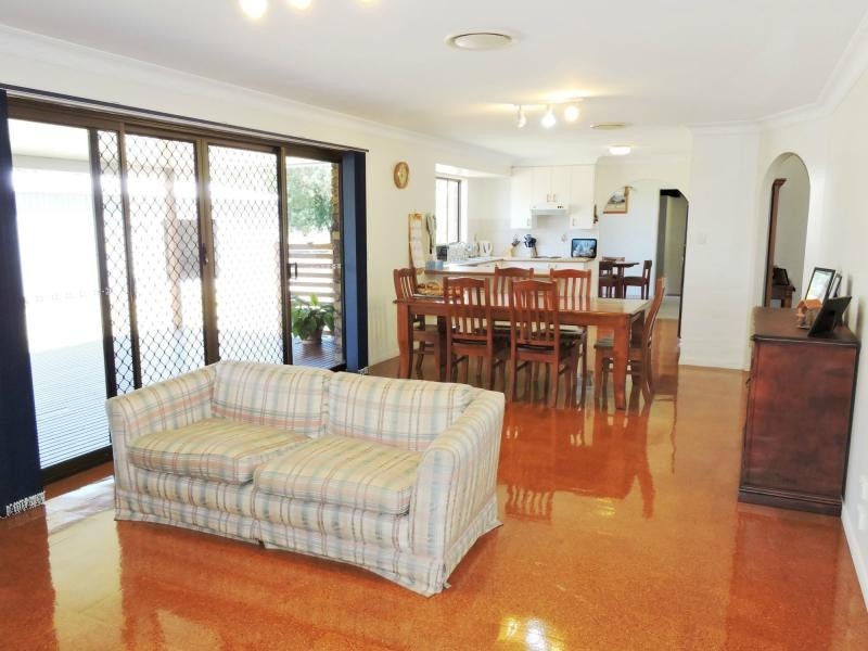 90 Bisley Street, Warwick QLD 4370