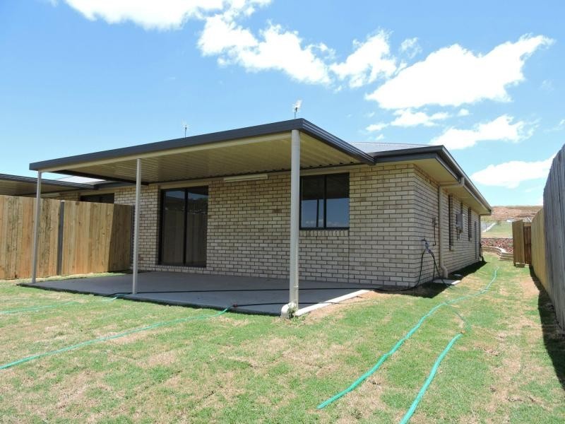 26 Capital Drive, Rosenthal Heights QLD 4370