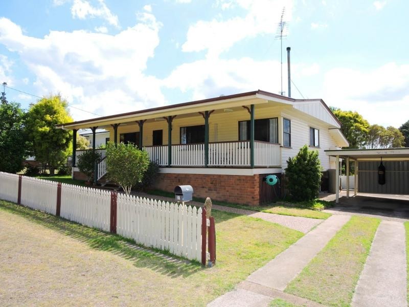 27 William Street, Warwick QLD 4370