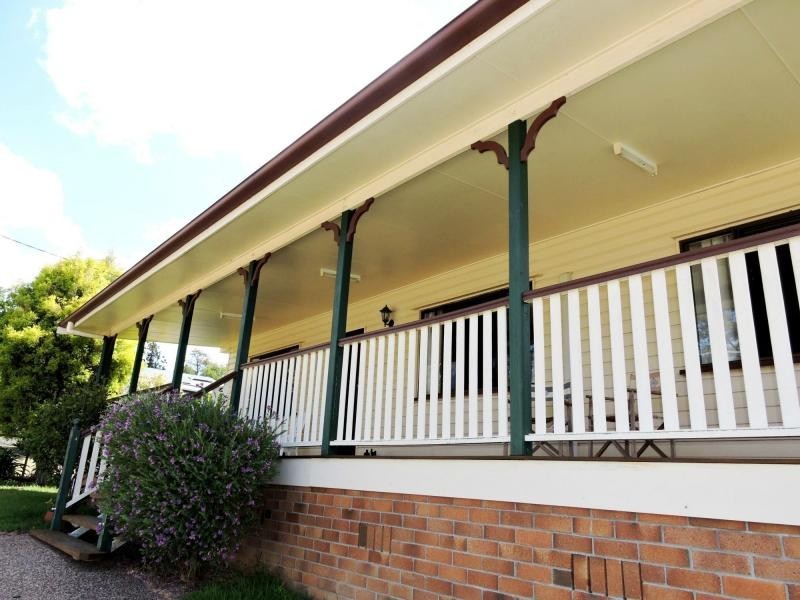 27 William Street, Warwick QLD 4370
