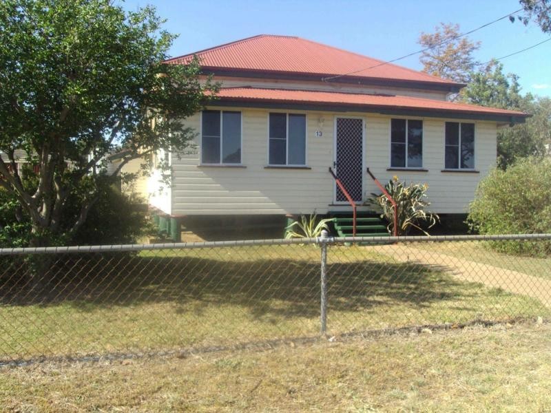 13 Rose Street, Warwick QLD 4370