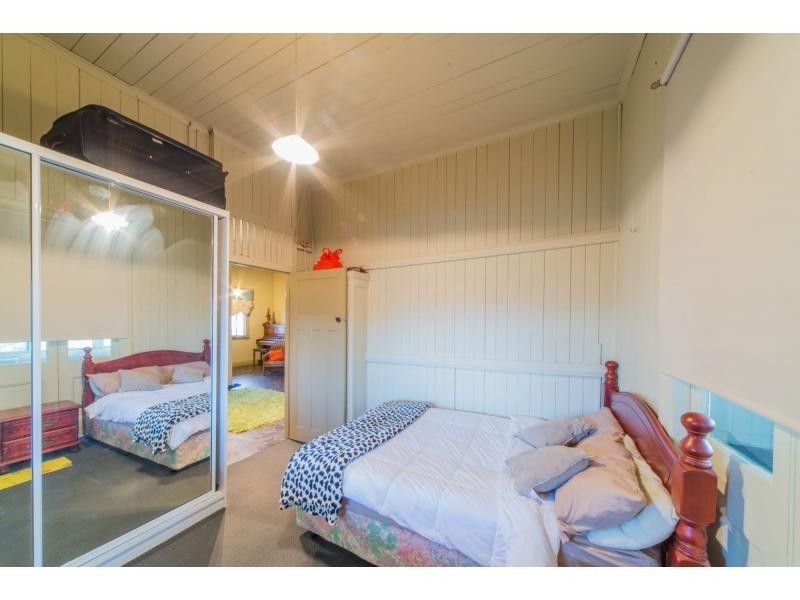 29 Lyons Street, Warwick QLD 4370