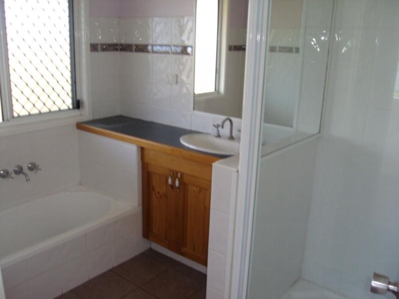 20 Oak Avenue, Warwick QLD 4370