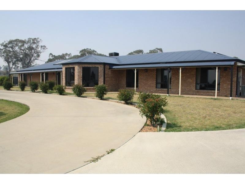 16 Condavale Drive, Warwick QLD 4370