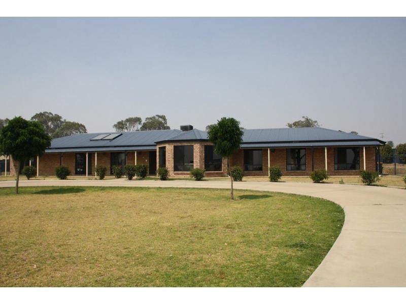 16 Condavale Drive, Warwick QLD 4370
