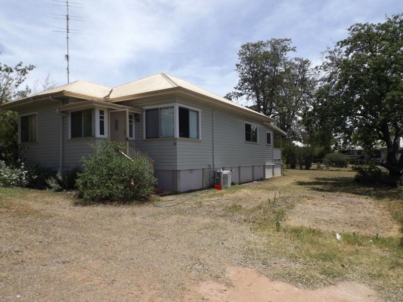 37 Wattle Avenue, Warwick QLD 4370