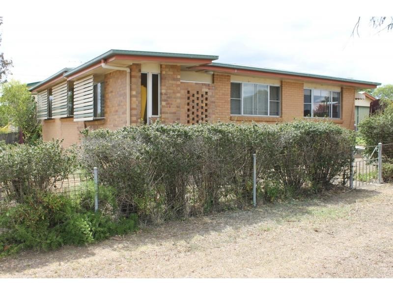 179 Victoria Street, Warwick QLD 4370