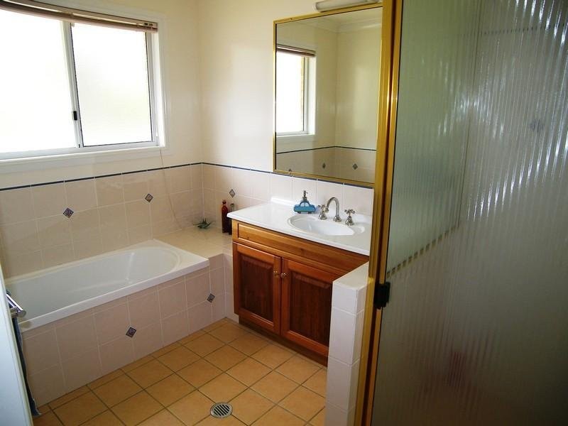 5 Bundaleer Drive, Warwick QLD 4370