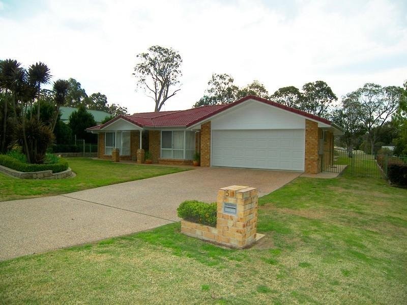 5 Bundaleer Drive, Warwick QLD 4370