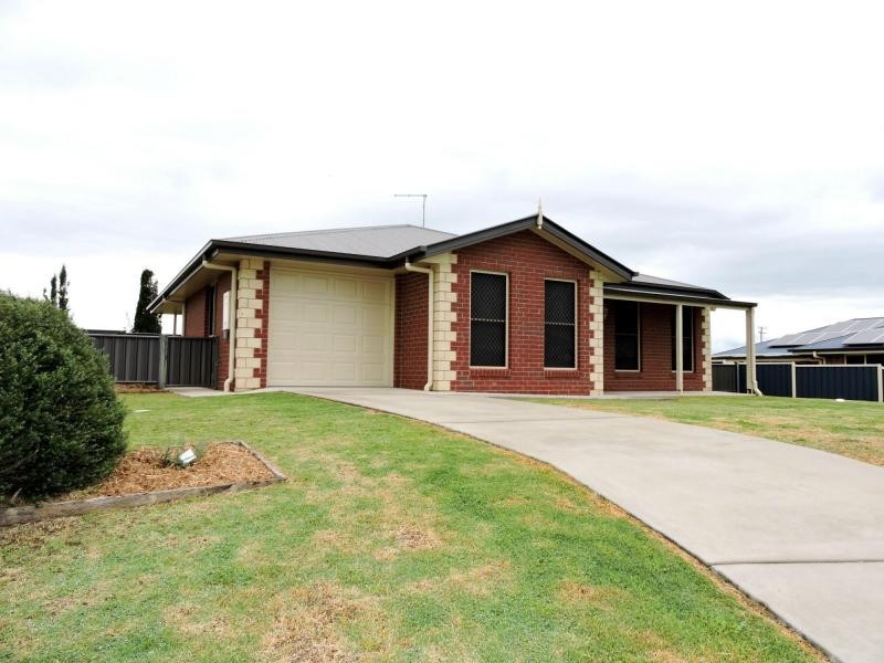 9 Hakea Court, Warwick QLD 4370