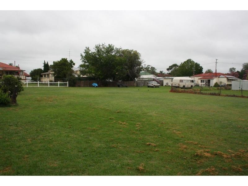 62 Gore Street, Warwick QLD 4370