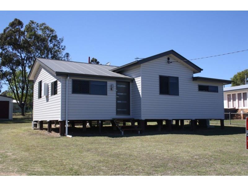 6 Glennie Street, Warwick QLD 4370