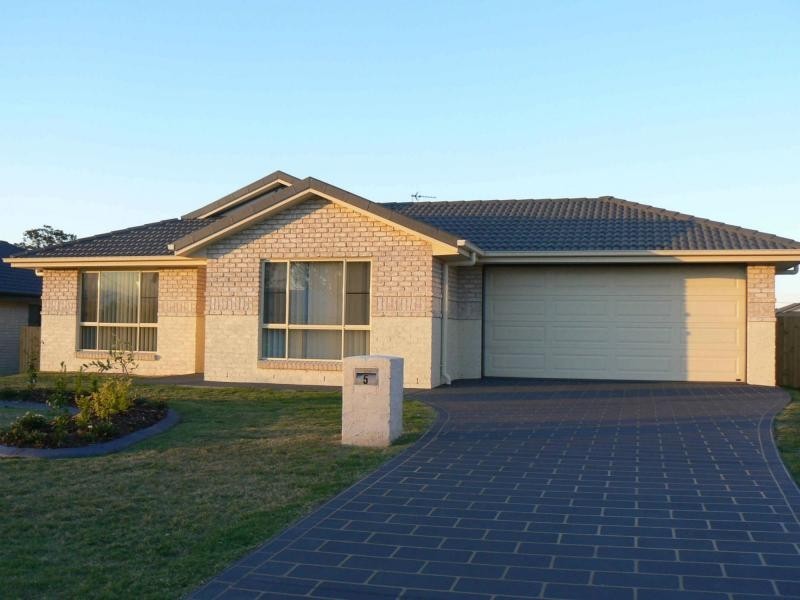 5 Shipley Street, Warwick QLD 4370
