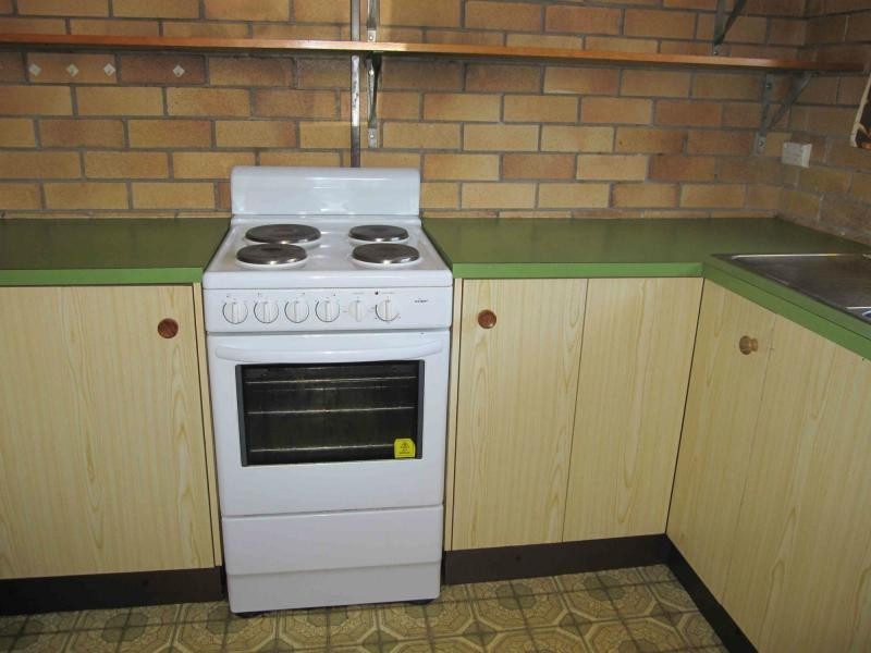 2/50 Locke Street, Warwick QLD 4370