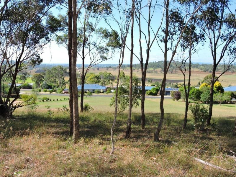 6 Charley Doy Place, Rosehill QLD 4370