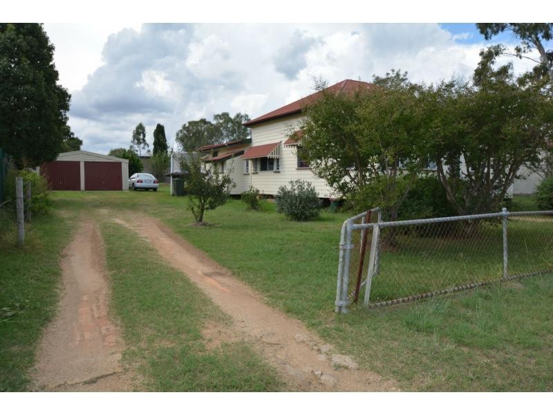 13 Rose Street, Warwick QLD 4370