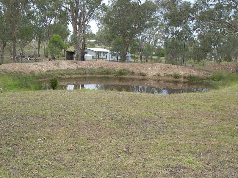 62 Elliott Street, Pratten QLD 4370