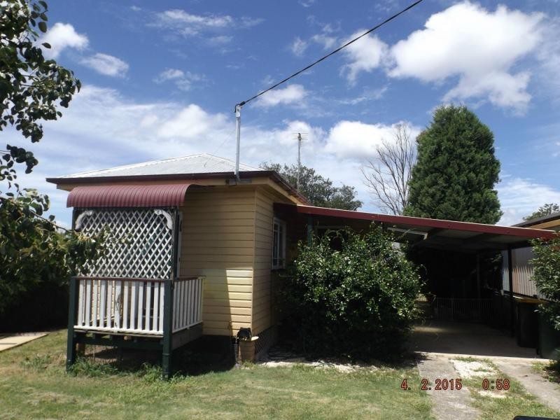 44a Stewart Avenue, Warwick QLD 4370