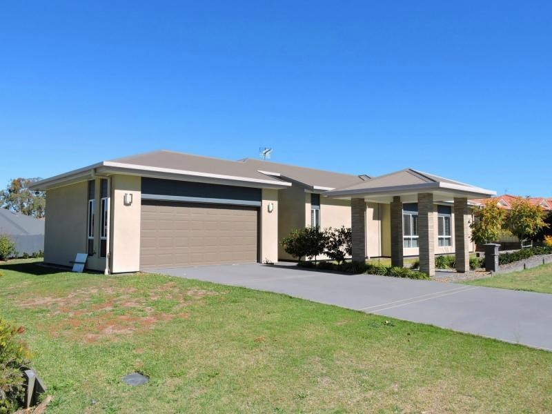 4 Baguley Street, Warwick QLD 4370