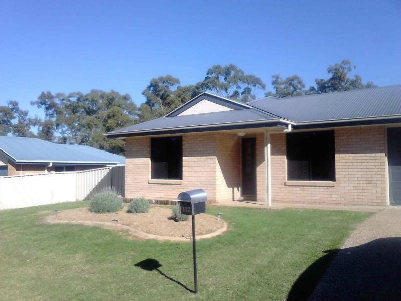 117 East Street, Warwick QLD 4370