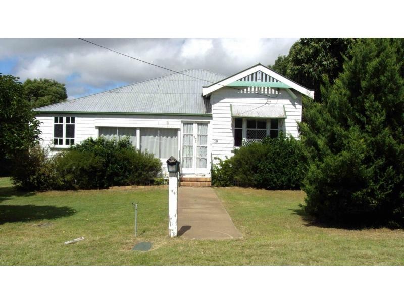 10 Glen Road, Warwick QLD 4370