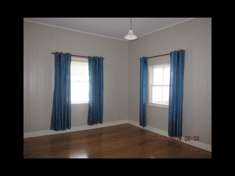 30 Dragon Street, Warwick QLD 4370